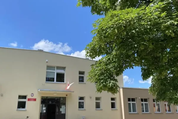 Drawno: szkoła, która uczy się od natury i dla lokalnej społeczności