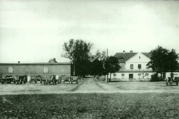 Konotop sprzed blisko 100 lat. Archiwalna fotografia wsi z ok. 1930 roku